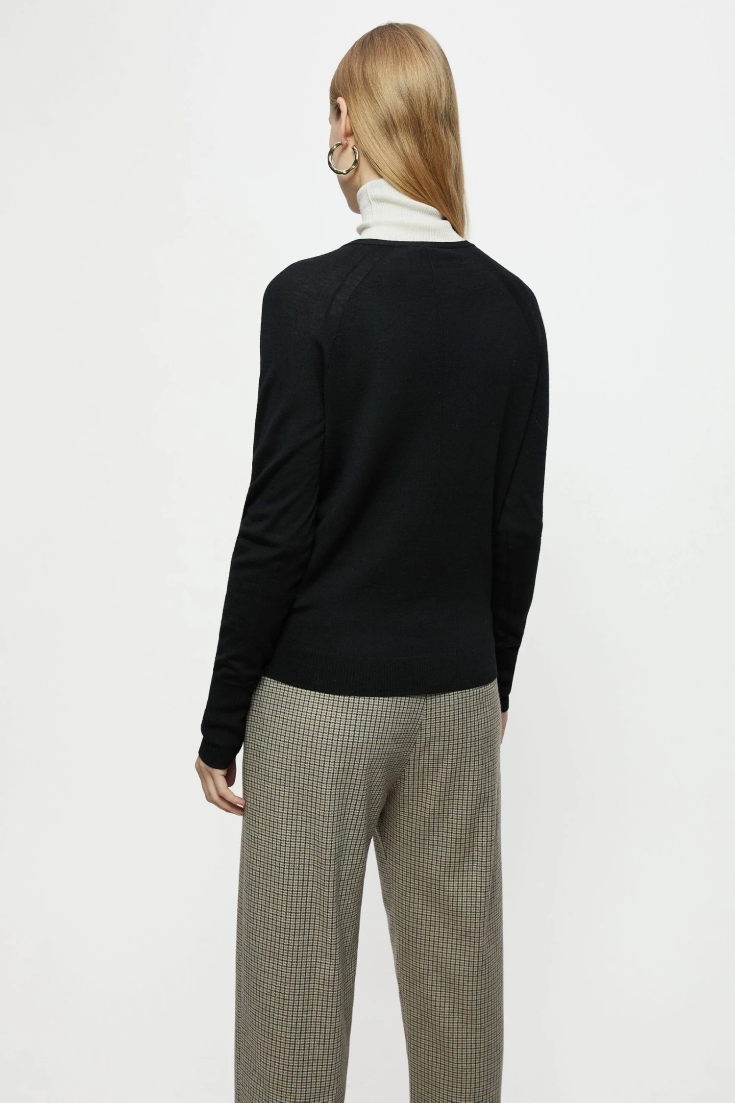 Jigsaw Black Merino V-Neck Jumper 2 Jigsaw Black Merino V-Neck Jumper - Image 2