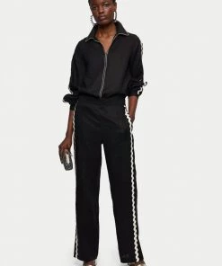 Jigsaw Black Linen Ric Rac Top -Jigsaw Sales Shop unnamed file 409 scaled