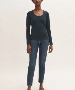 Jigsaw Double Front Scoop T-Shirt -Jigsaw Sales Shop unnamed file 626 scaled