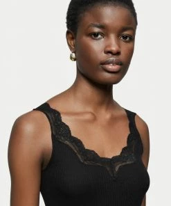 Jigsaw Lace Trim Vest -Jigsaw Sales Shop unnamed file 944 scaled