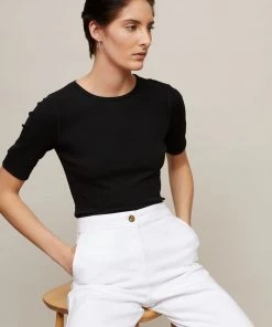 Jigsaw Bovey Ribbed Fitted T-Shirt -Jigsaw Sales Shop unnamed file 987 scaled